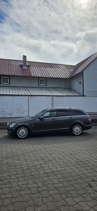 Mercedes-Benz C-Class 2010 4MATIC – Diesel 2.2 – Stare  bună