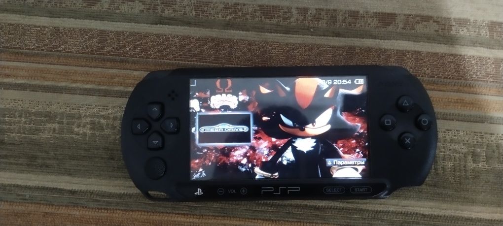 Продам psp с диском