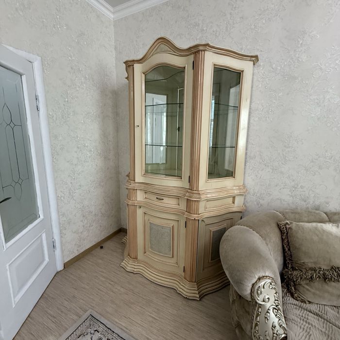 Сервант для гостиной