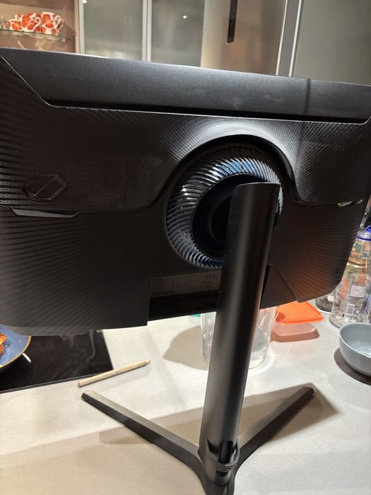 Монитор samsung odyssay g4 240 hz