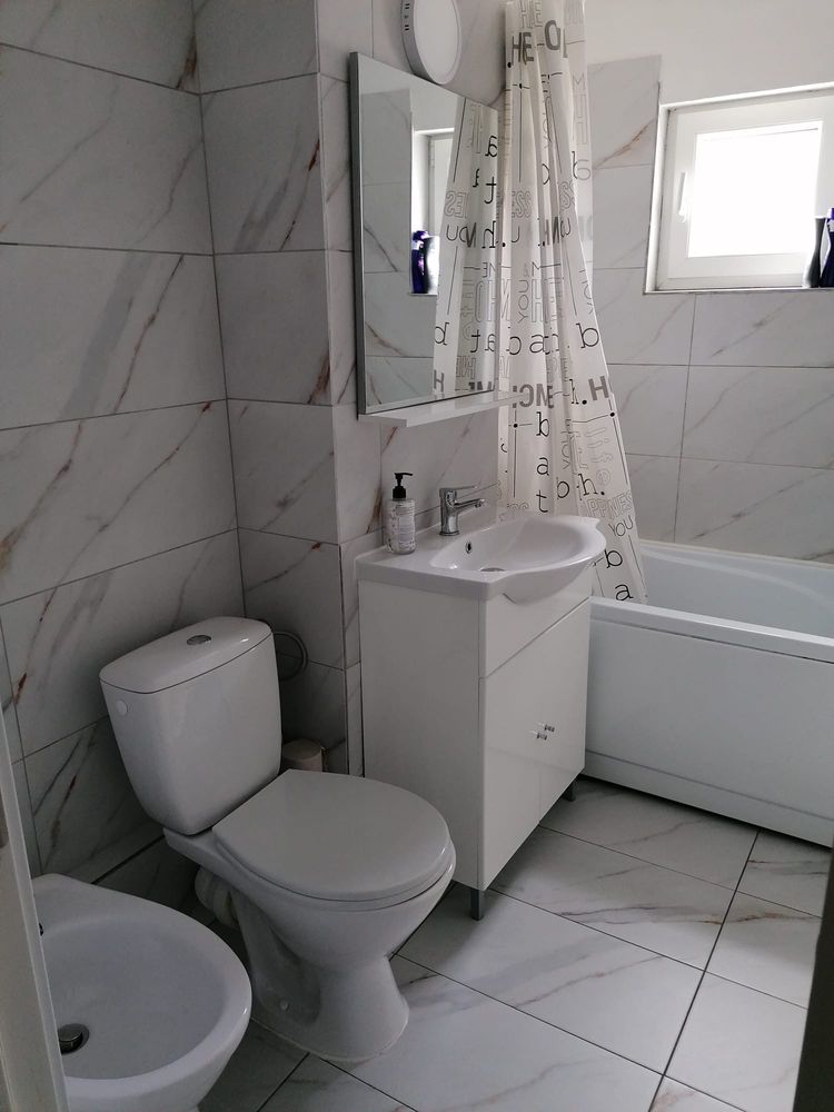 Apartament de inchiriat