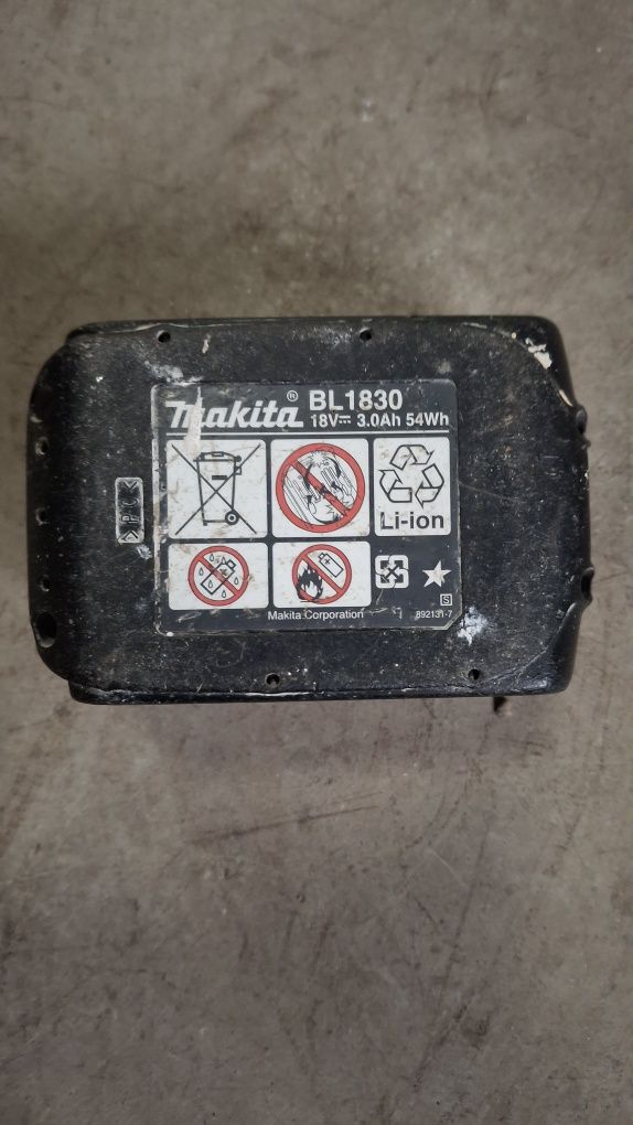 Винтоверт Makita dhp458 батерия,зарядно куфар