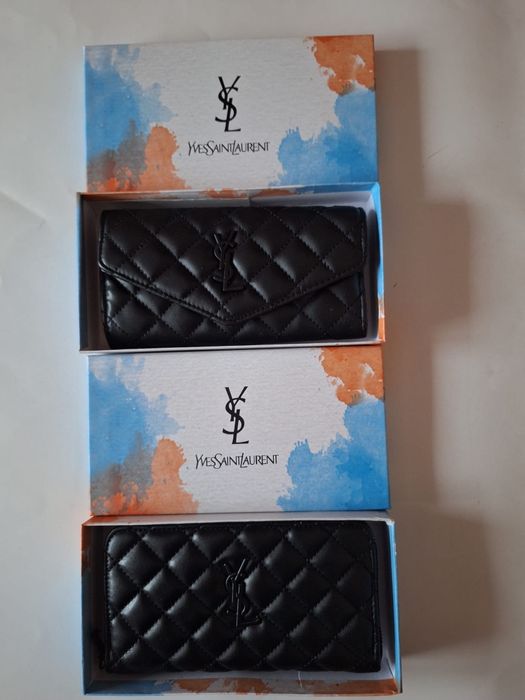 Portofele dama la cutie