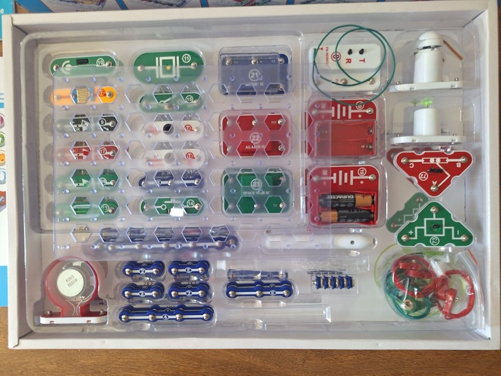 Образователна игра Electric Blocks