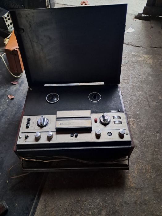 Vand magnetofon Majak 203
