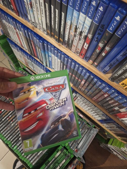 Xbox one Cars 3 driven to Win  joc original