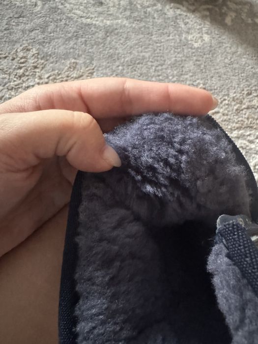 ПРодам угги детские уни