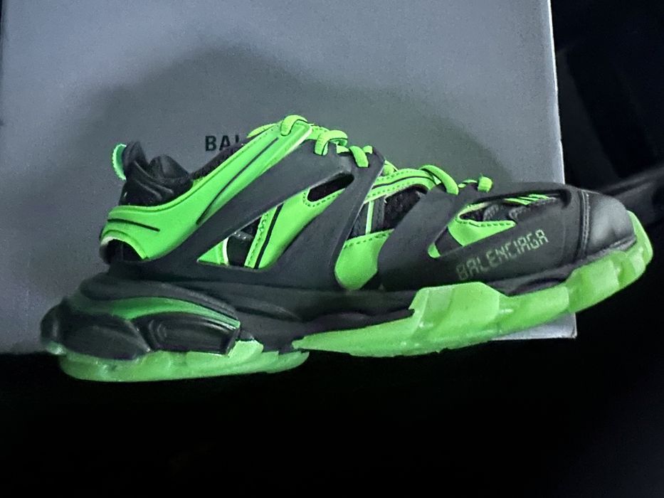 Нови Balenciaga track 39 номер
