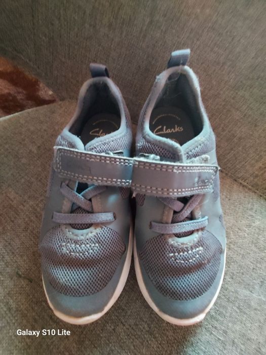 Детски обувки Clarks 27 номер