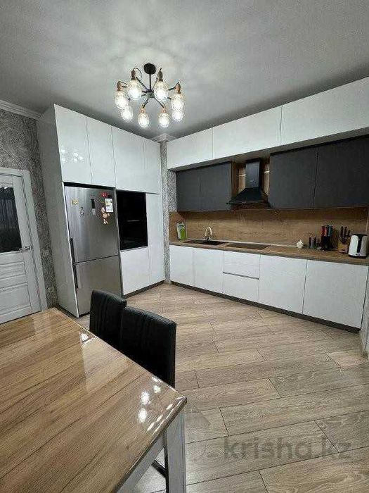 Продажа 3-комнатной квартиры в Royal Residence с видом на реку Тобол