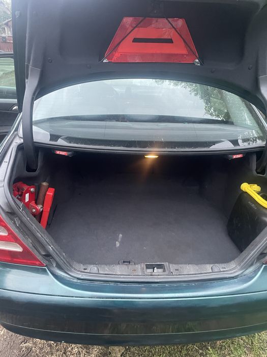 Mercede C  2001 benzina totul la zi