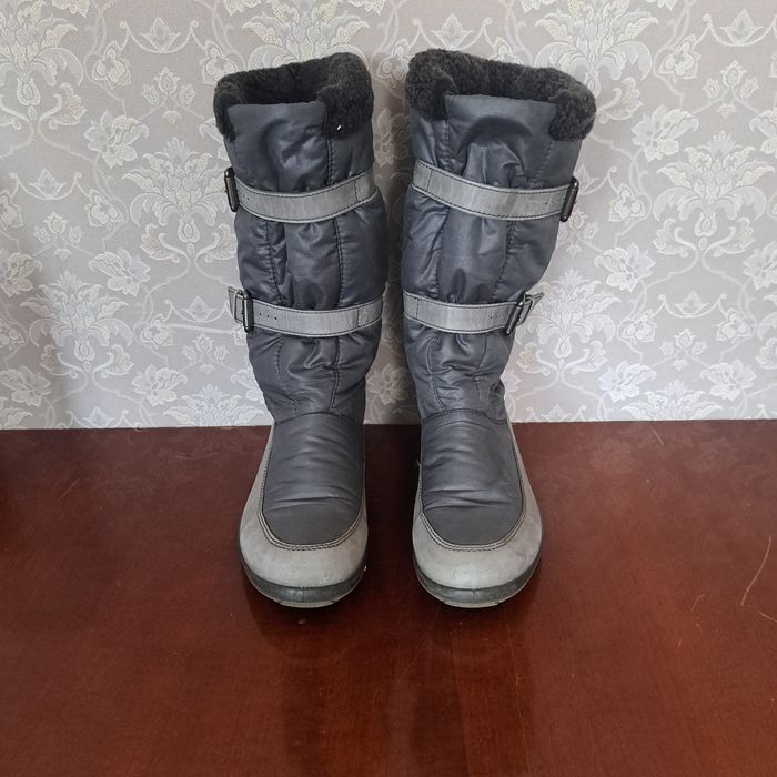 Продам зимние сапоги