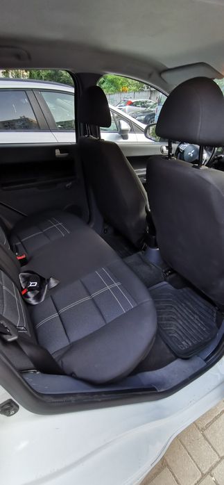 Mitsubishi colt 2010, automată