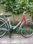 Bicicleta dama ,roți 28