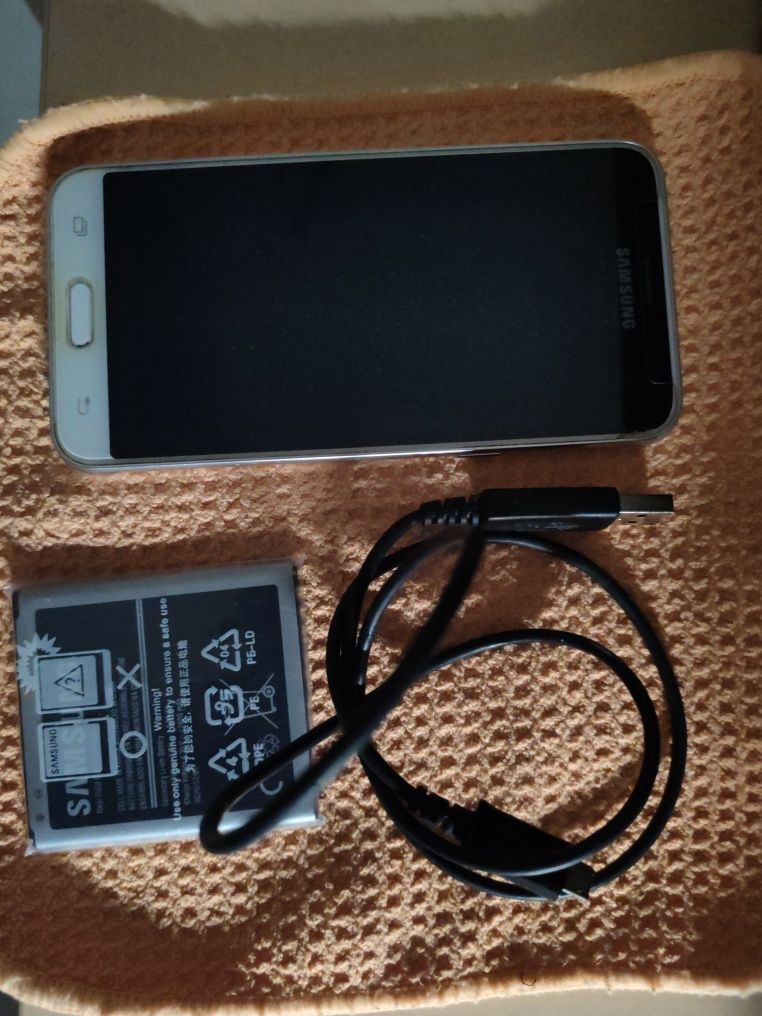 Samsung Galaxy J3