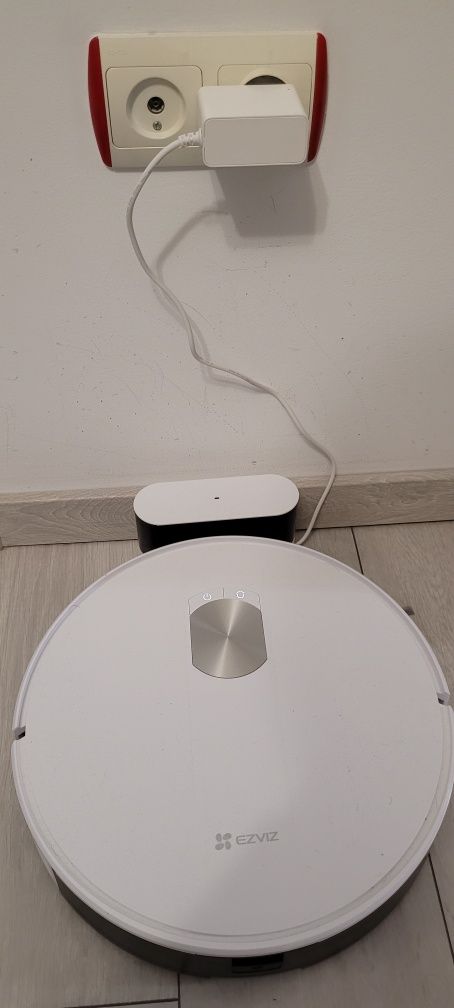 Vand aspirator robot EZVIZ RC3