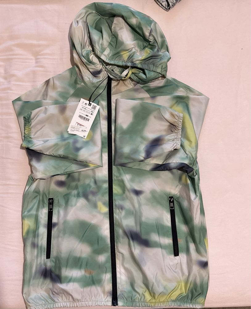 Ветровка Zara