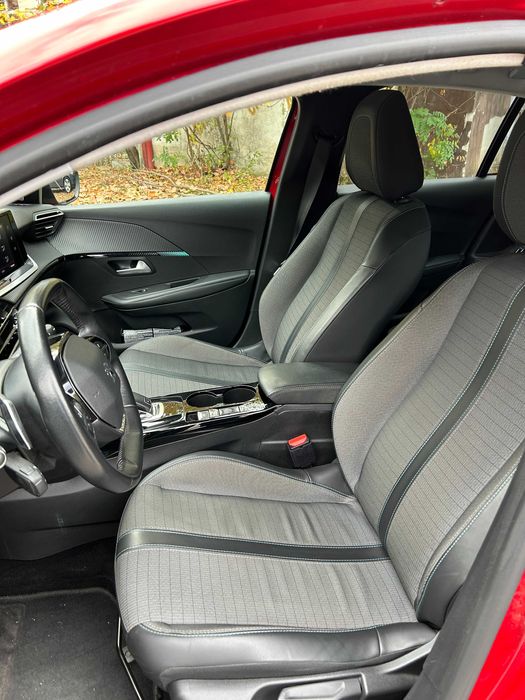 Peugeot 208 Allure 1.2 Puretech 130 EAT8 2020