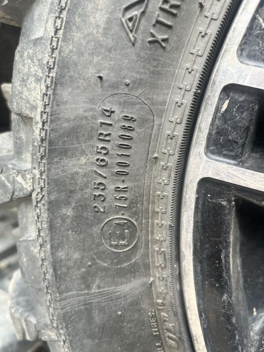 Jante can am r14 oret 5000lei se vand cu tot cu cauciucuri
