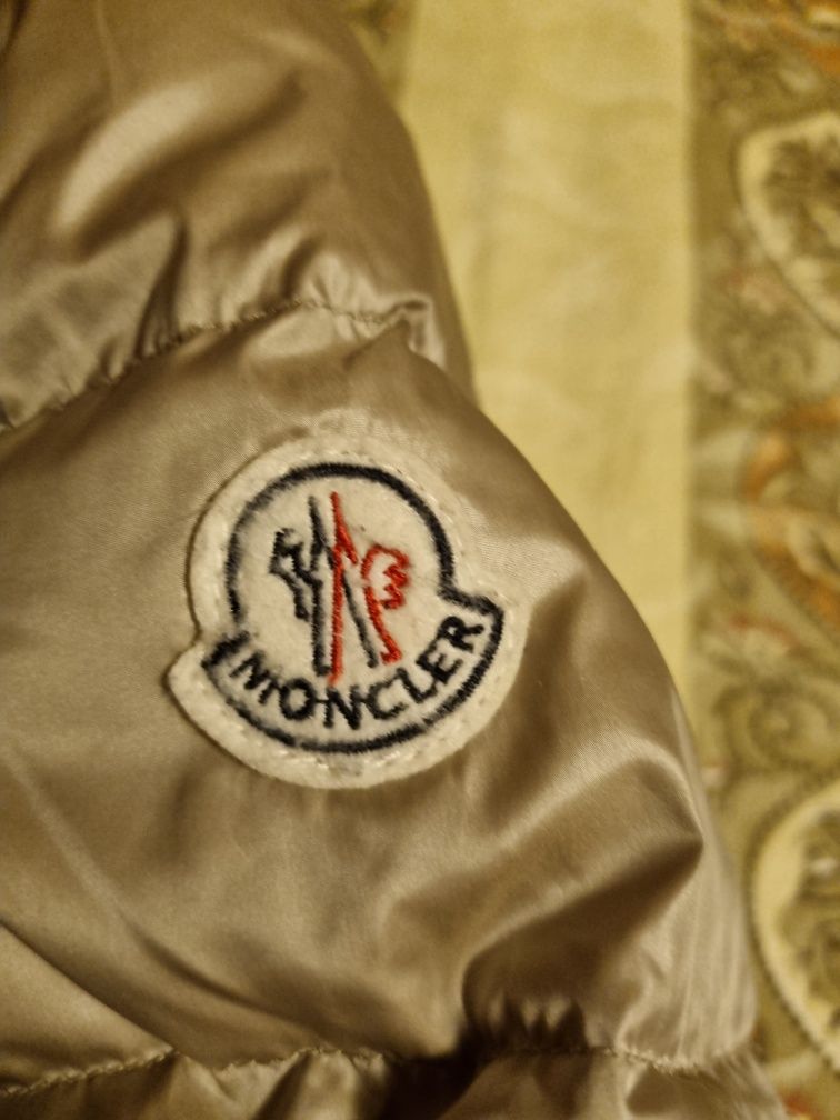 Яке с гъши пух Moncler