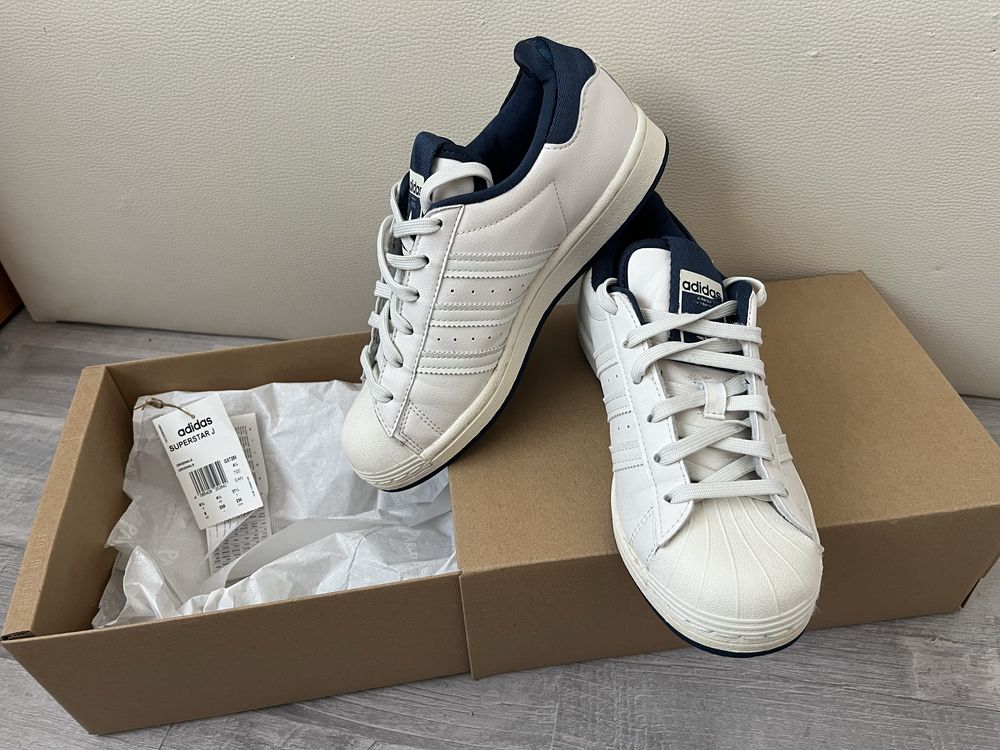 Adidas Superstar