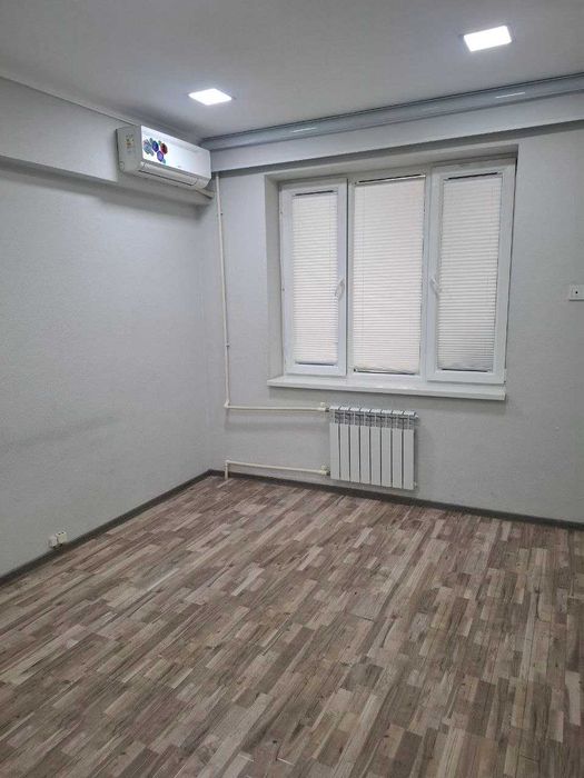 Помещение на 1 линии со своей парковкой по супер цене!