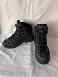 Ghete trekkings,gore-tex,Lowa Renegade Mid,marime 38