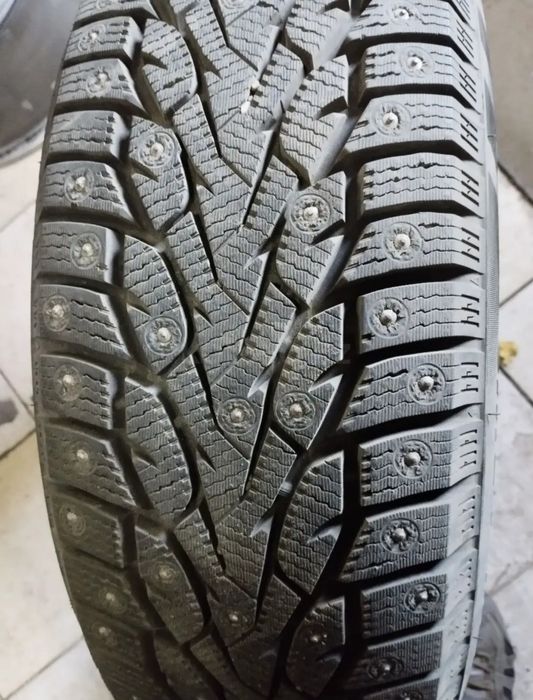 Шины продам срочно