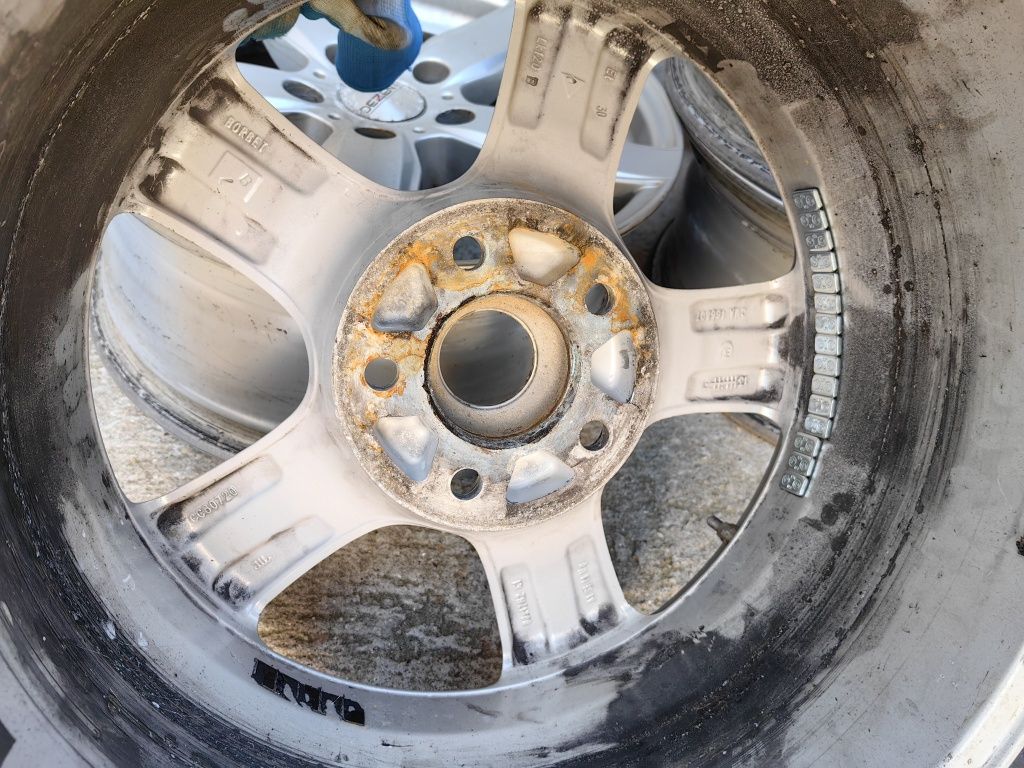 Джанти Dezent 17 7.5J Et35