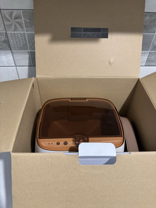 Hranitor automat SMART PET FEEDER cu cameră IR