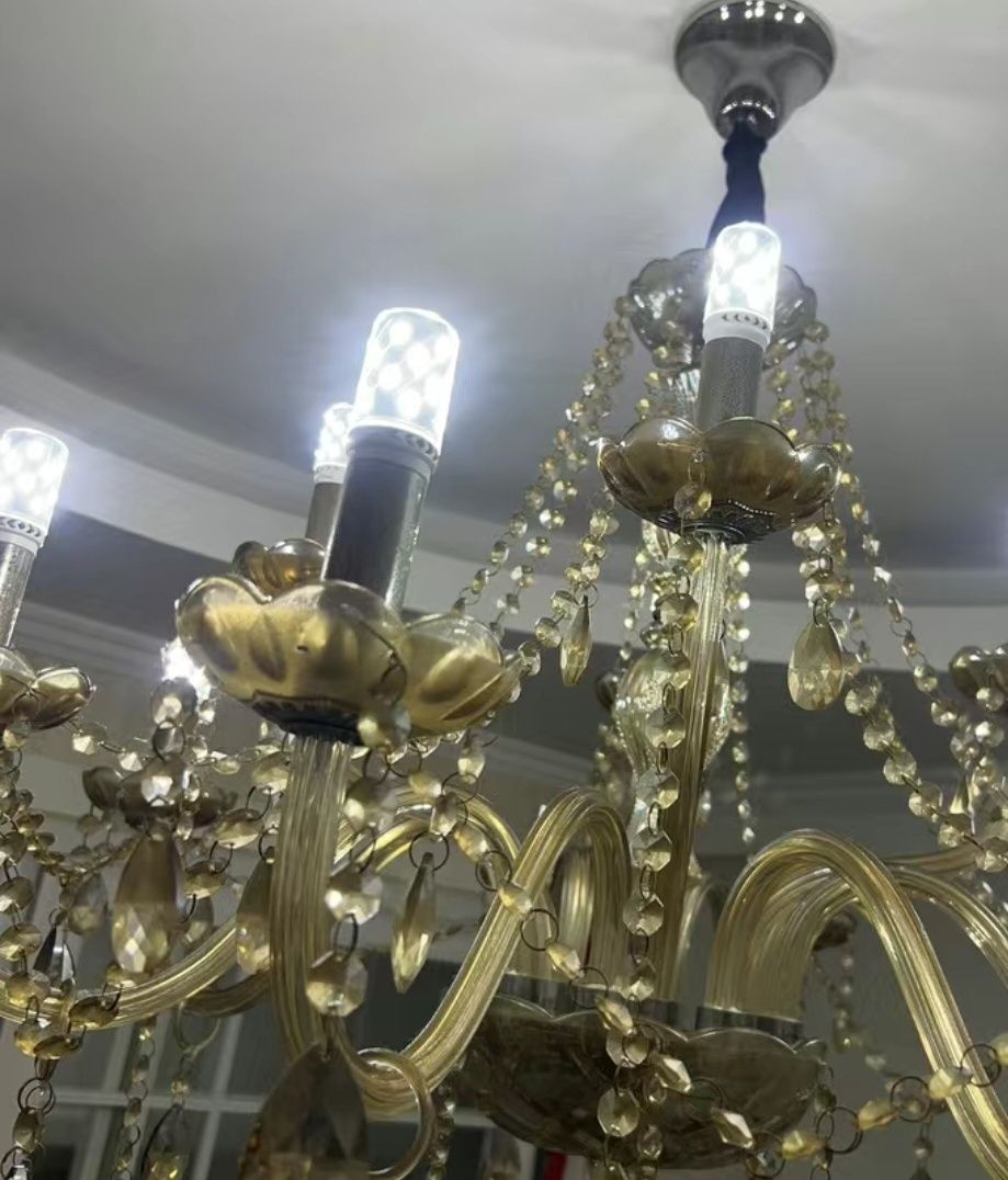 Продам лед лампы для люстры , тонкий винт 14
