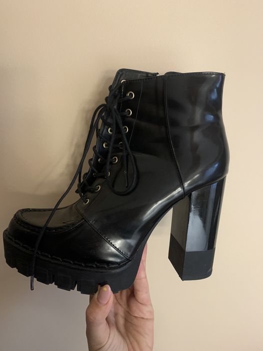 Боти Zara .                          .