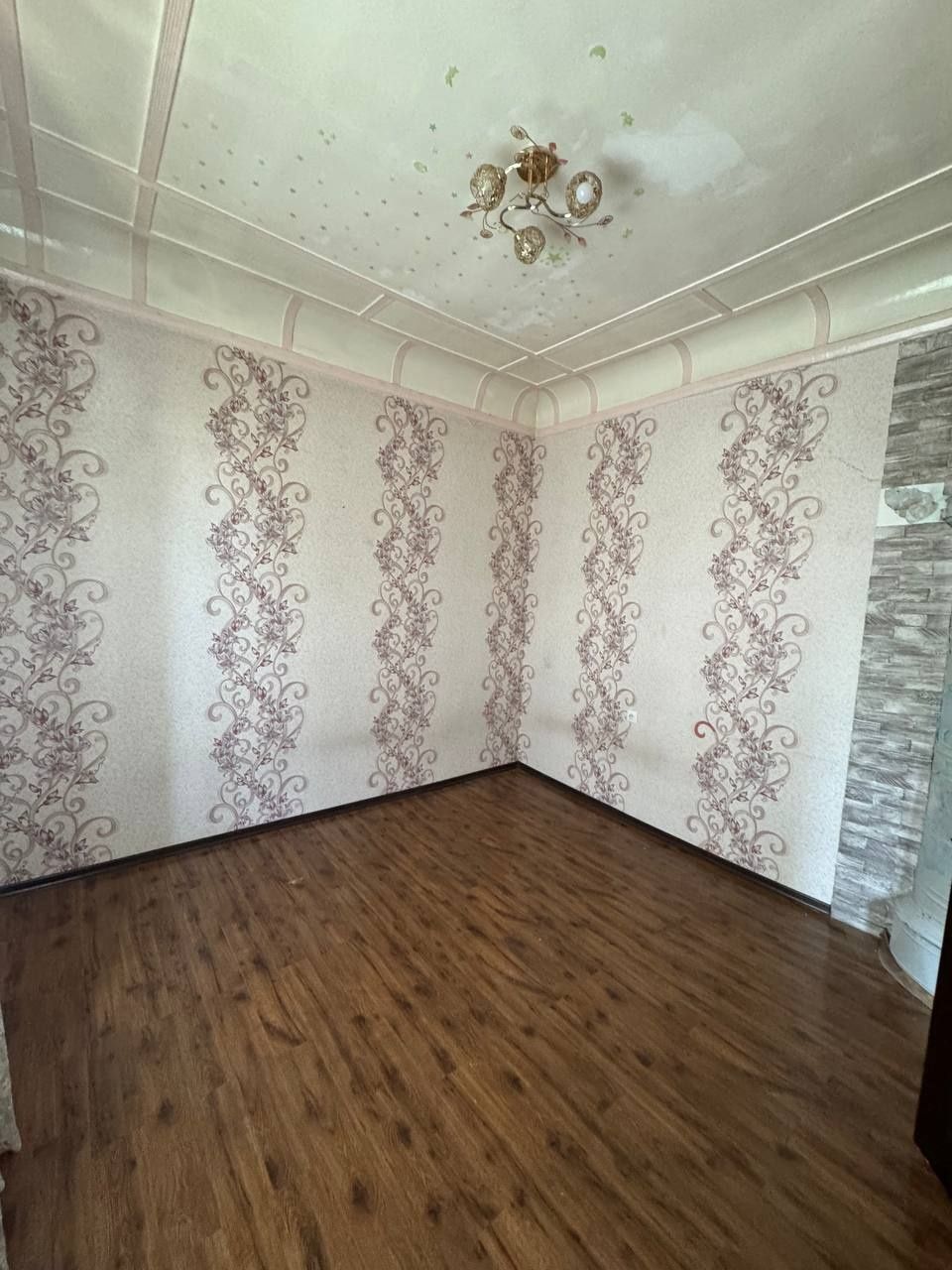 Sheriklikka kv bor 850 ming malikani orqasi