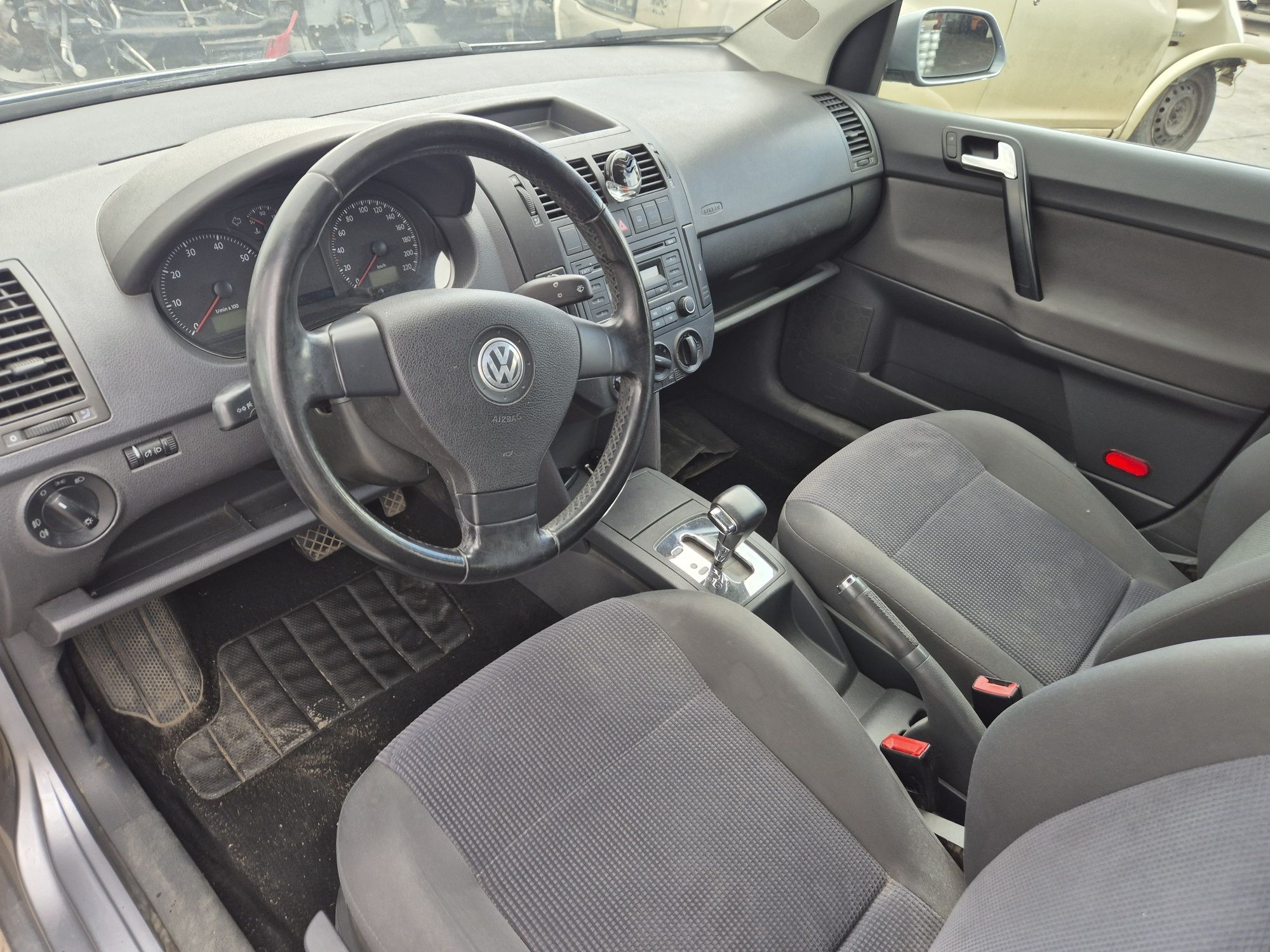 Dezmembram Volkswagen Polo 9N 2007 1.4 Benzina Automat