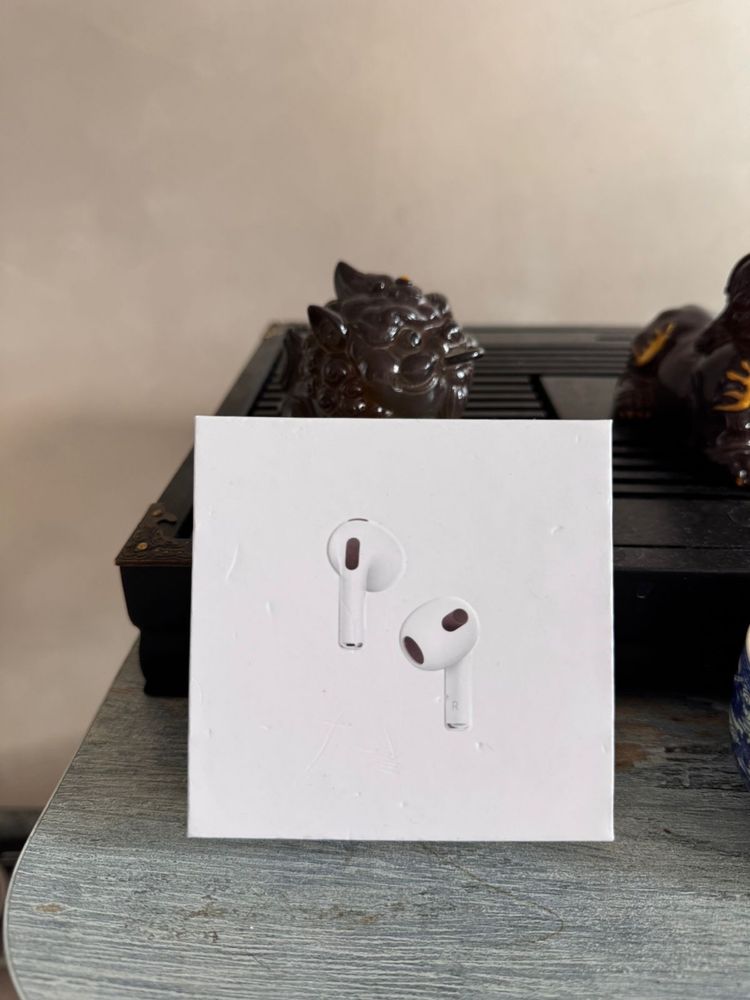 Apple AirPods 3