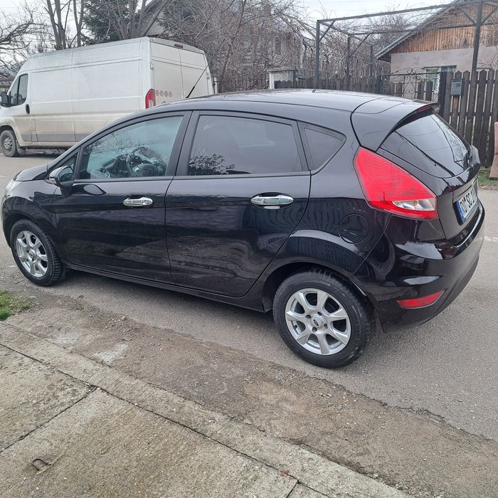 Ford Fiesta 1,3 benzina 2012 euro 5 si 82 cai 114000km clima