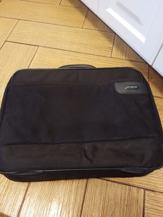 Geanta laptop Samsonite , nouă.