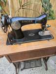 Masina de cusut SINGER perfect functionala!
