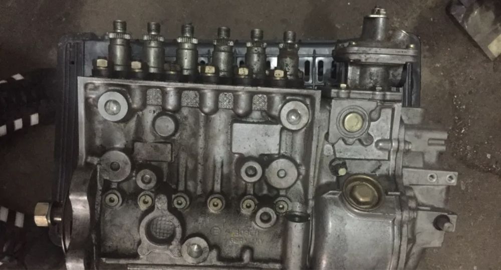 POMPA INJECTIE- piese dezmembrari camioane