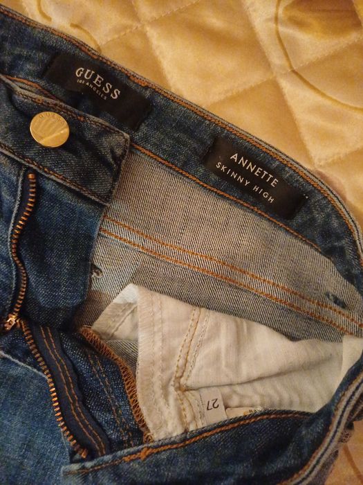 Дамски дънки различни модели