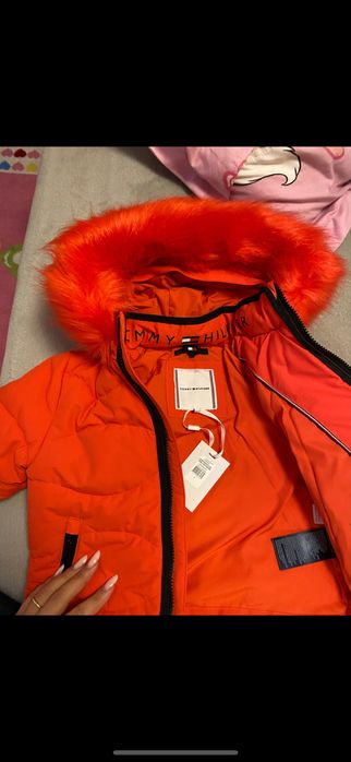 Geaca fetite Tommy Hilfiger marimea 98/ 3 ani