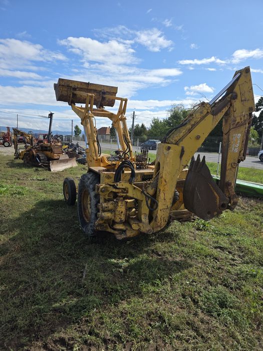 Buldoexcavator benfra functionabil