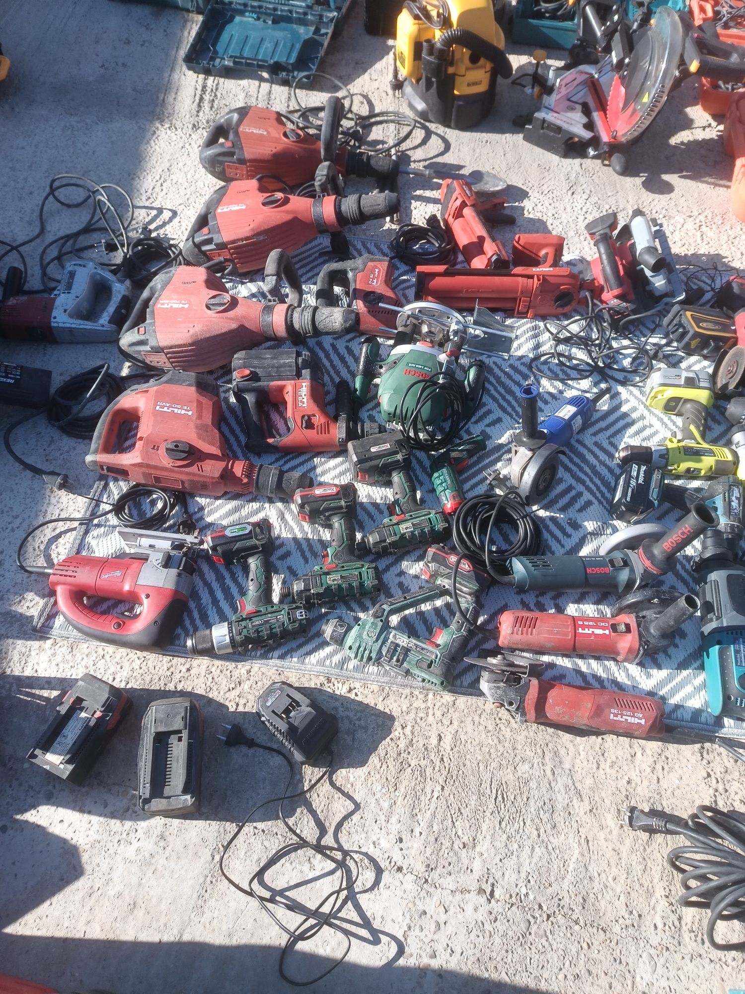 Hilti dewalt Bosch metabo