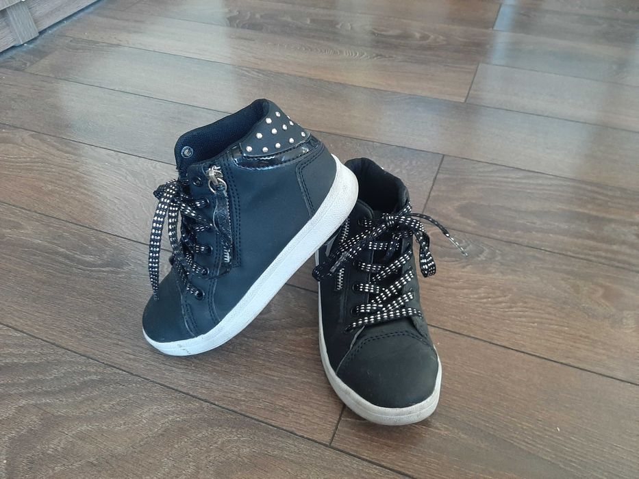 Детски кецове като нови