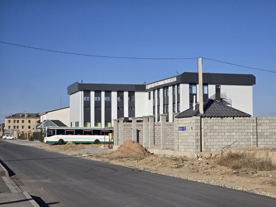 Шымкент. Достық АвтоЦон, рядом Школа Дарын.