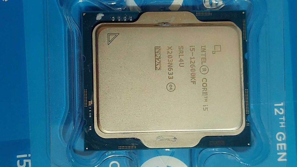 Intel Core i5 12600KF + Gigabyte B760 Gaming X DDR5