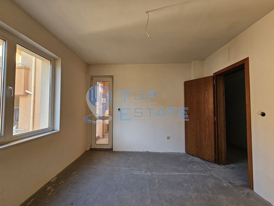 Продава се Двустаен апартамент в Велико Търново, Център - 70 кв.м за 1572 €/кв.м - Снимка #7
