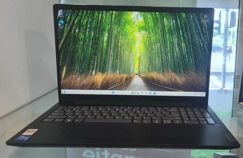 Laptop Lenovo 82TT (Ag.18 Tutora) B.27375 Garantie 2 Ani!