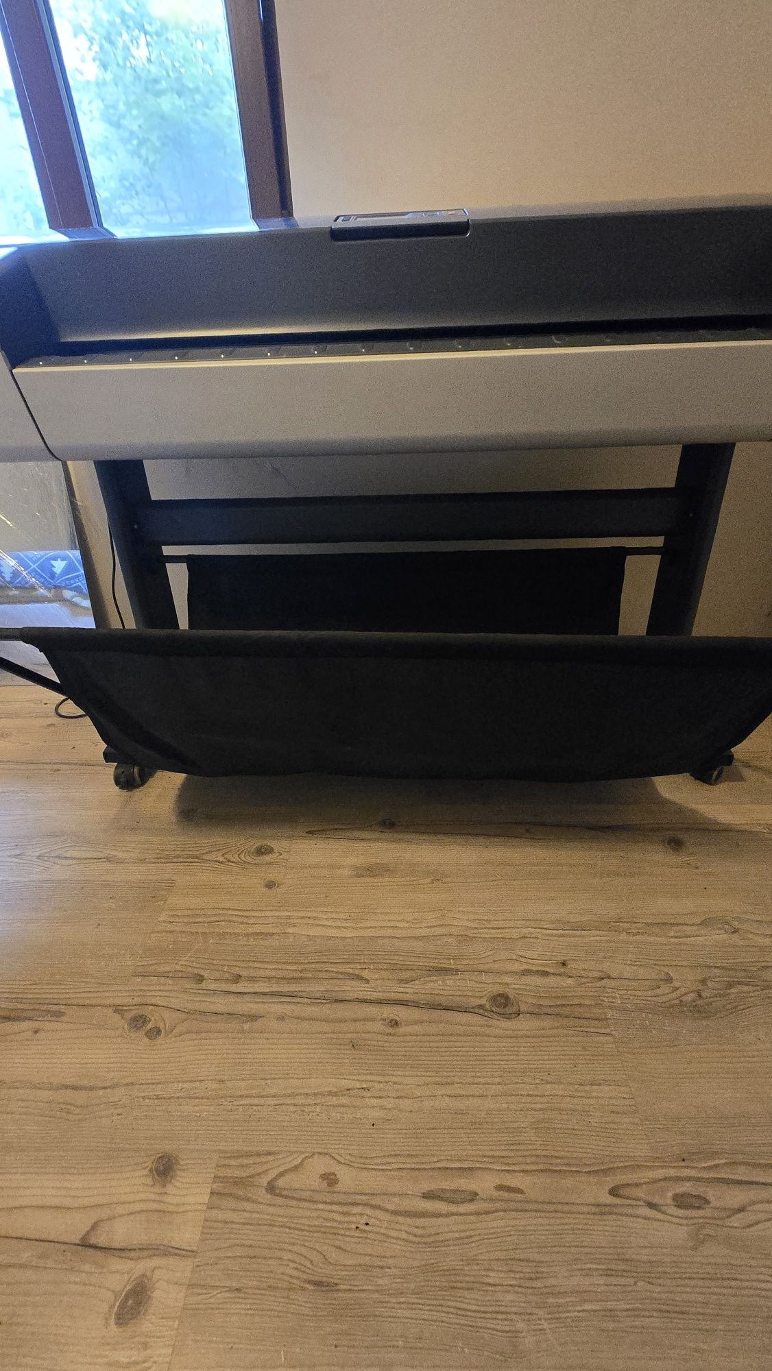 Широкоформален принтер-плотер HP Т610