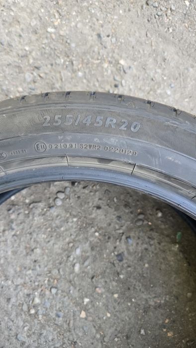 255/45/R20 DUNLOP